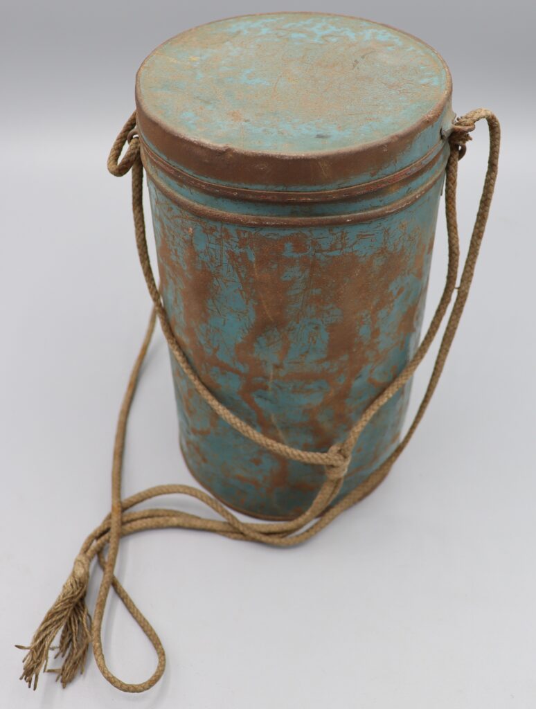 General Civilian Respirator in blue tin