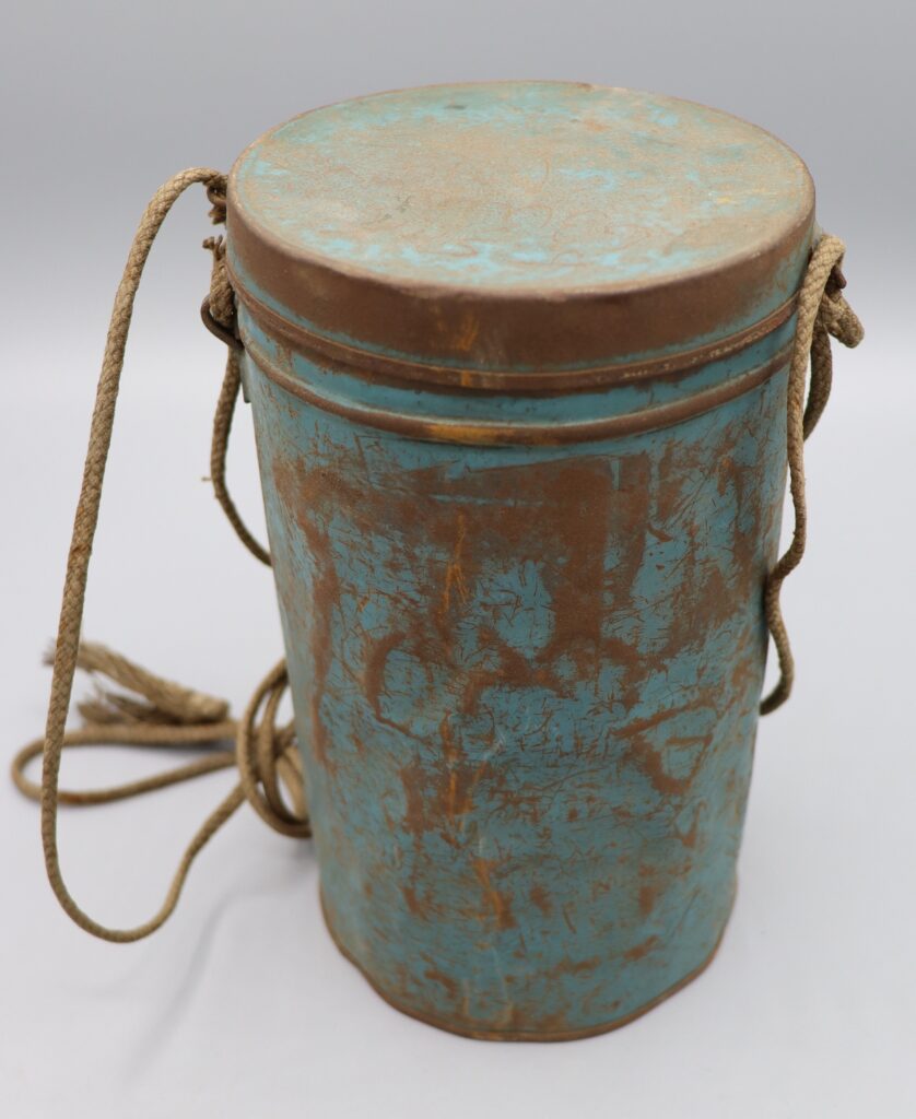 General Civilian Respirator in blue tin