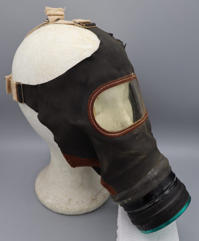 General Civilian Respirator in blue tin