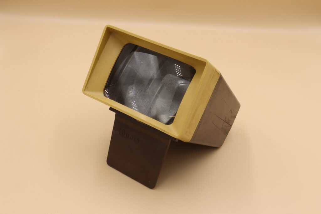 Slide viewer