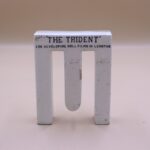 Porcelain trident