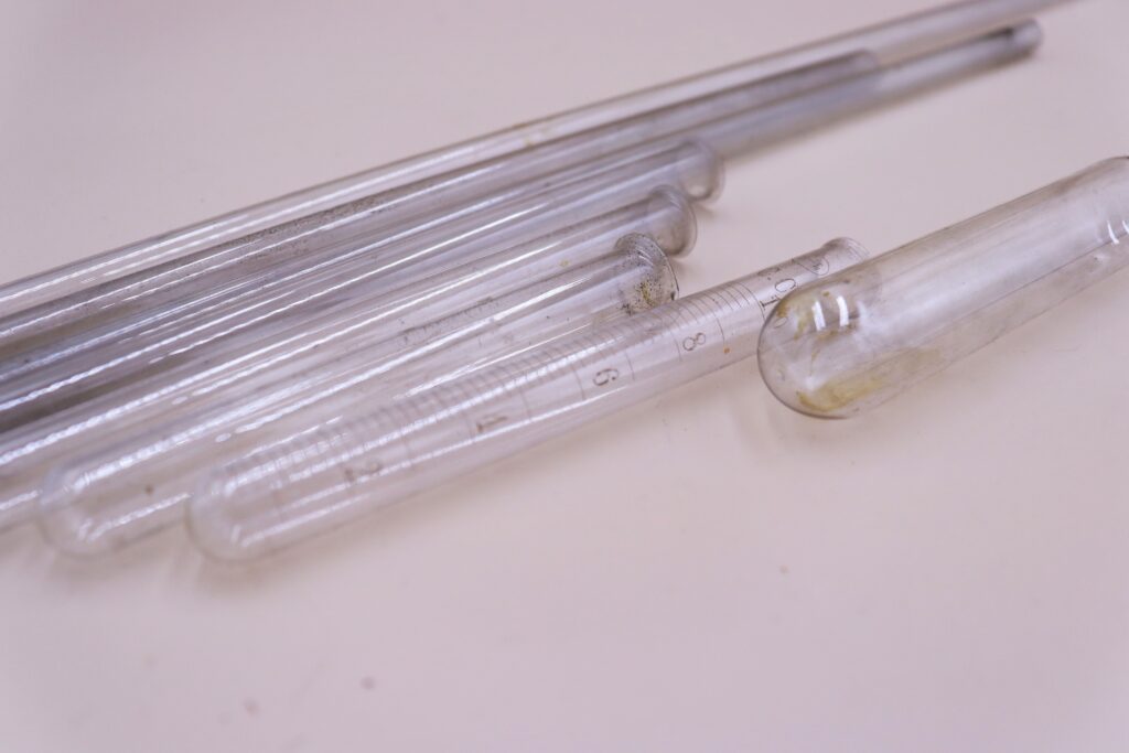 Glass tubes