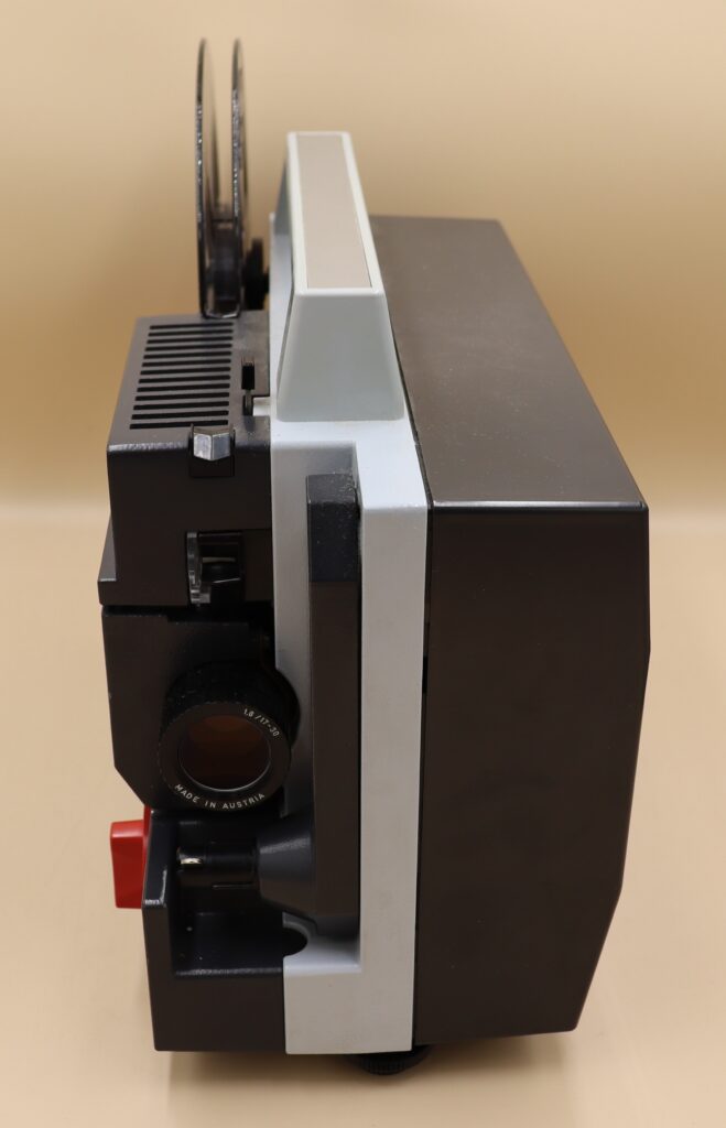 Cine projector