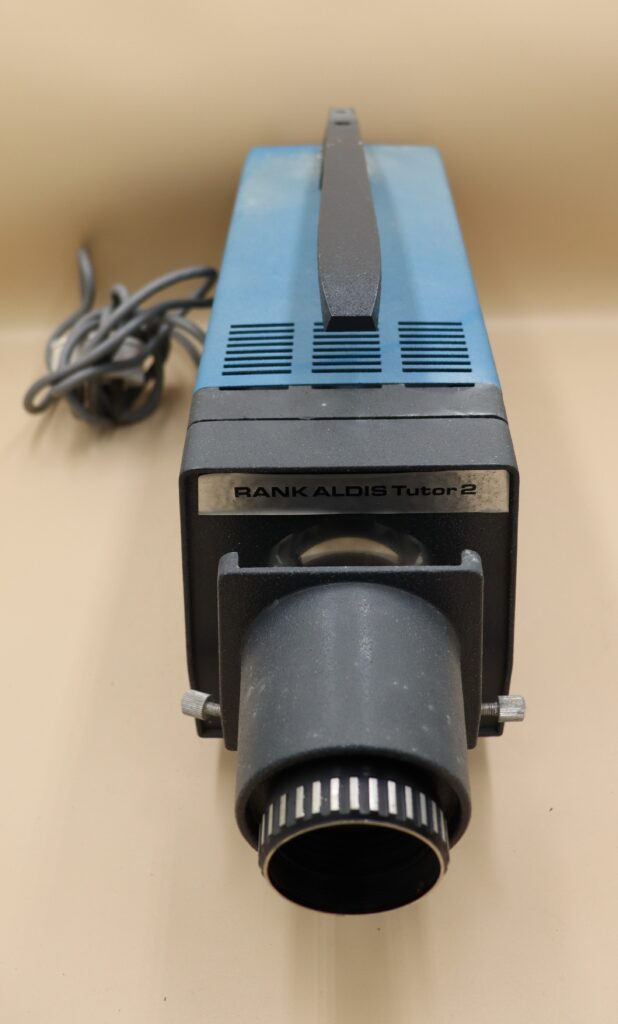 Slide projector