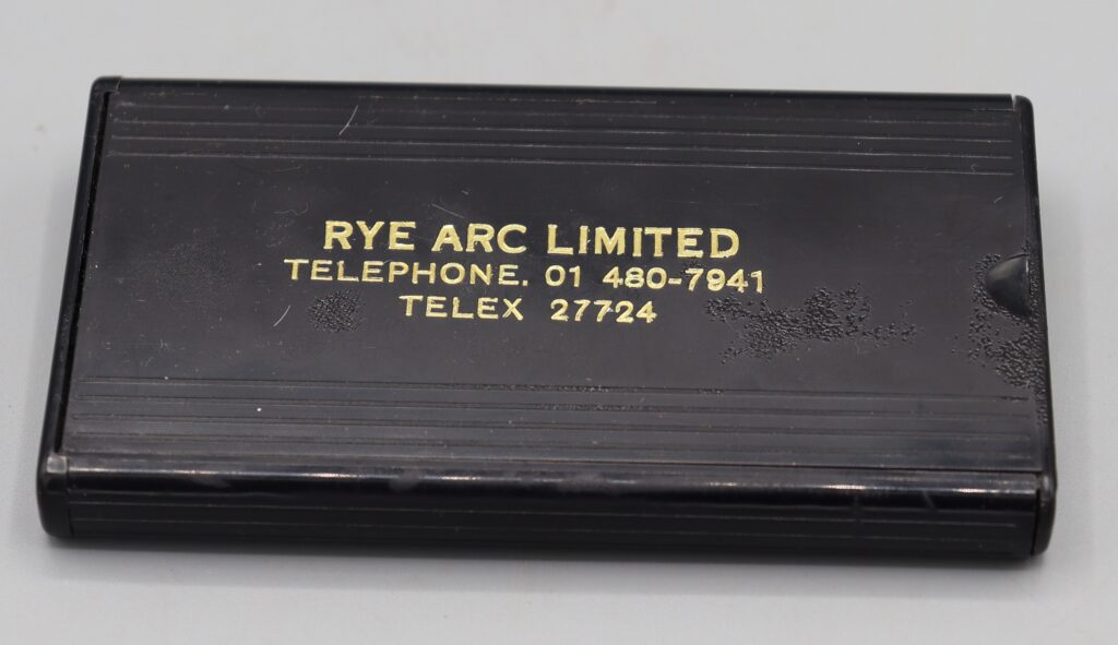 Box for fold-up hairbrush