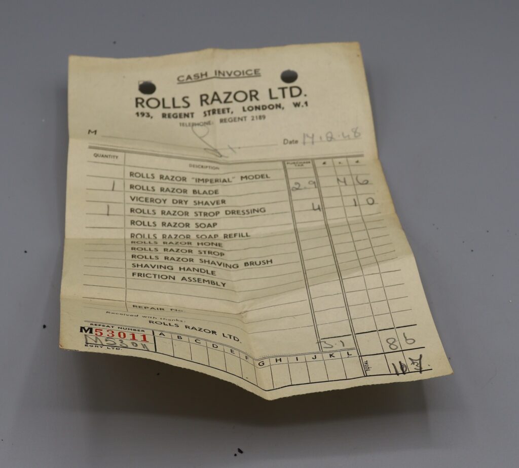 Cash invoice recept for Rolls Razor