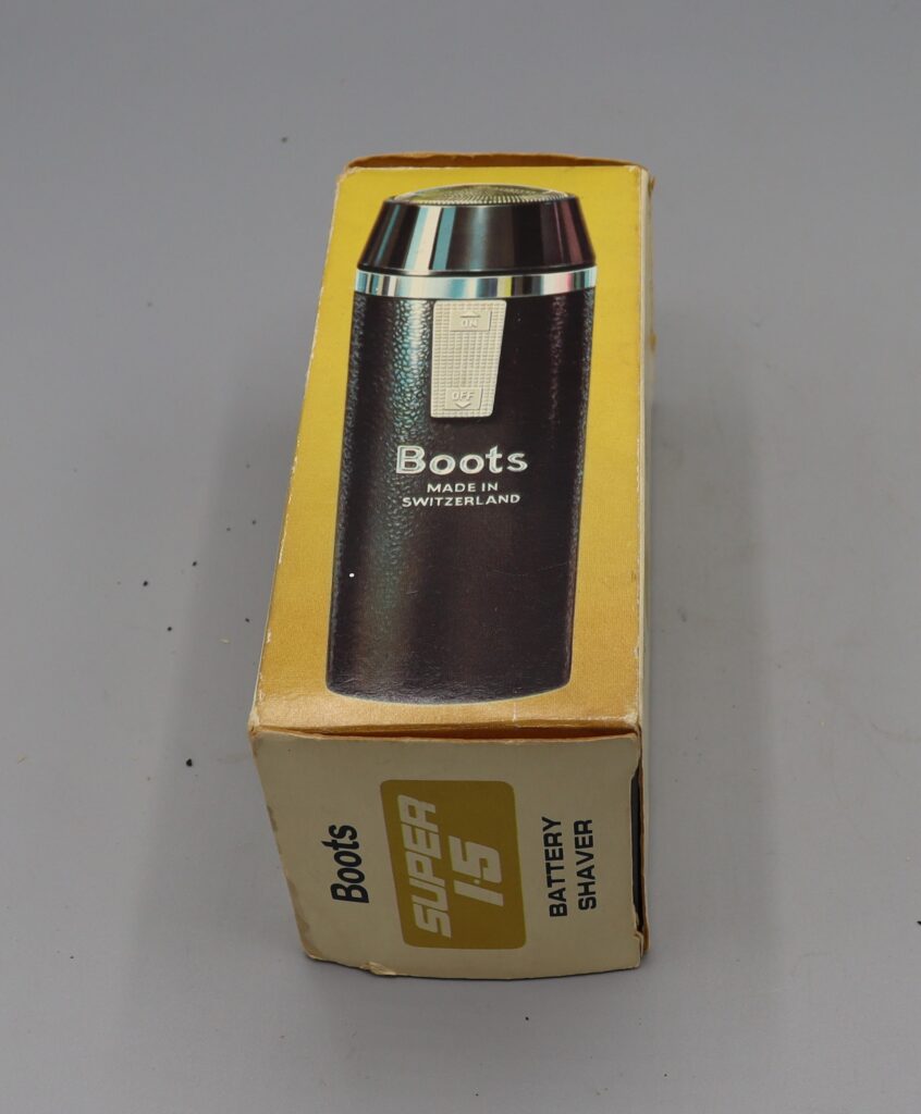 Battery shaver packaging reverse side