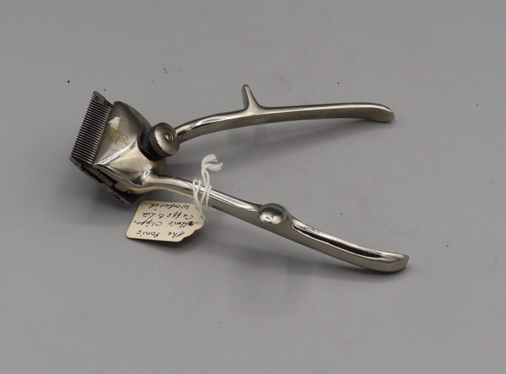 Ponis gents hair clipper