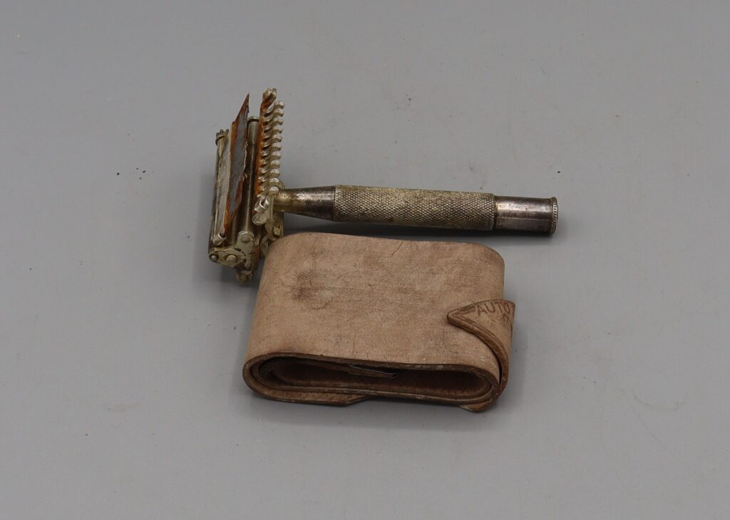 Valet Autostrop safety razor and strop