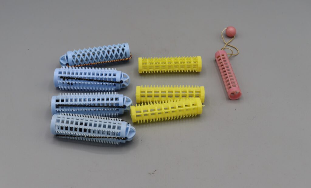 Plastic Hair Rollers (x8)
