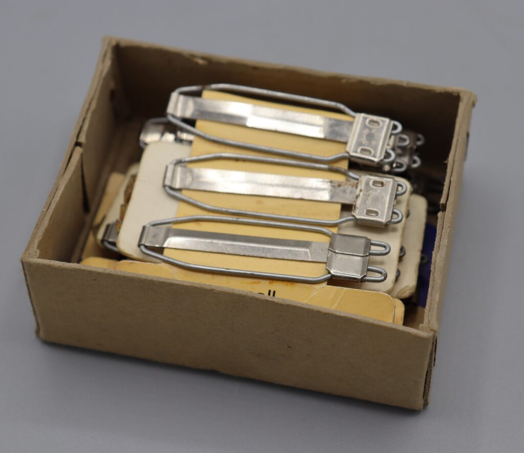 flat curlers and hairgrips